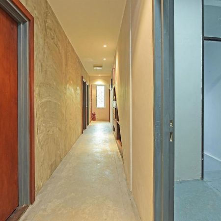 קואנטאן Oyo 90662 The 1975 Hotel Empire מראה חיצוני תמונה