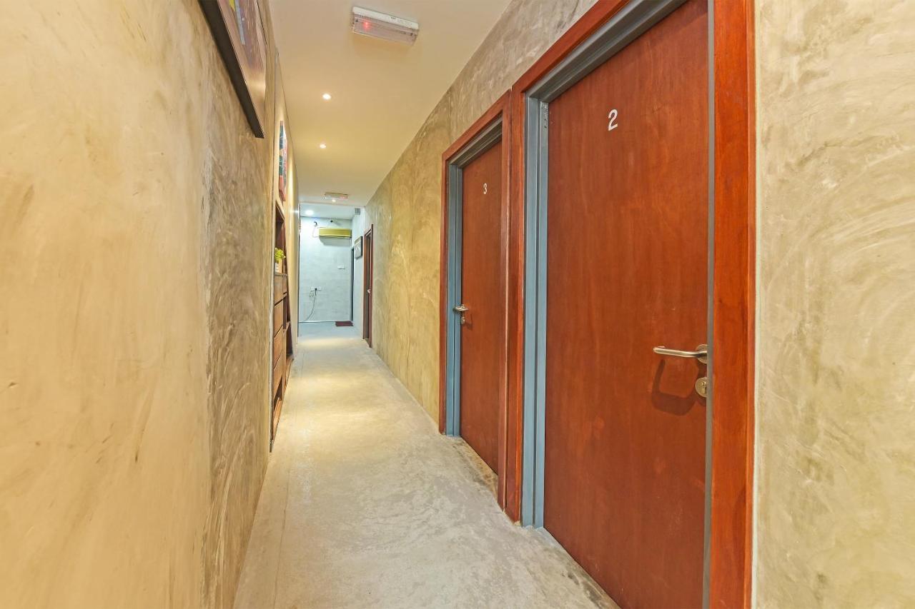 קואנטאן Oyo 90662 The 1975 Hotel Empire מראה חיצוני תמונה